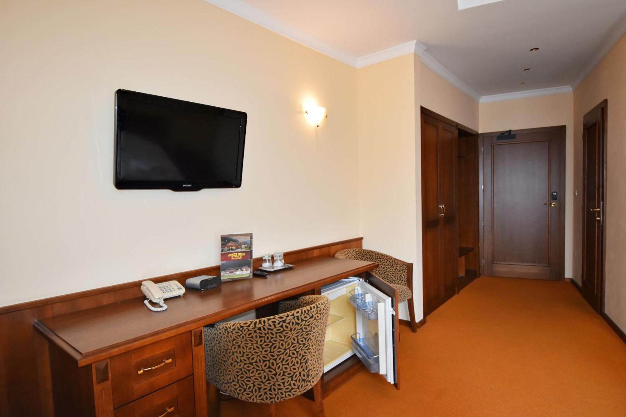 Country Saloon Bela Hotel Kamer foto