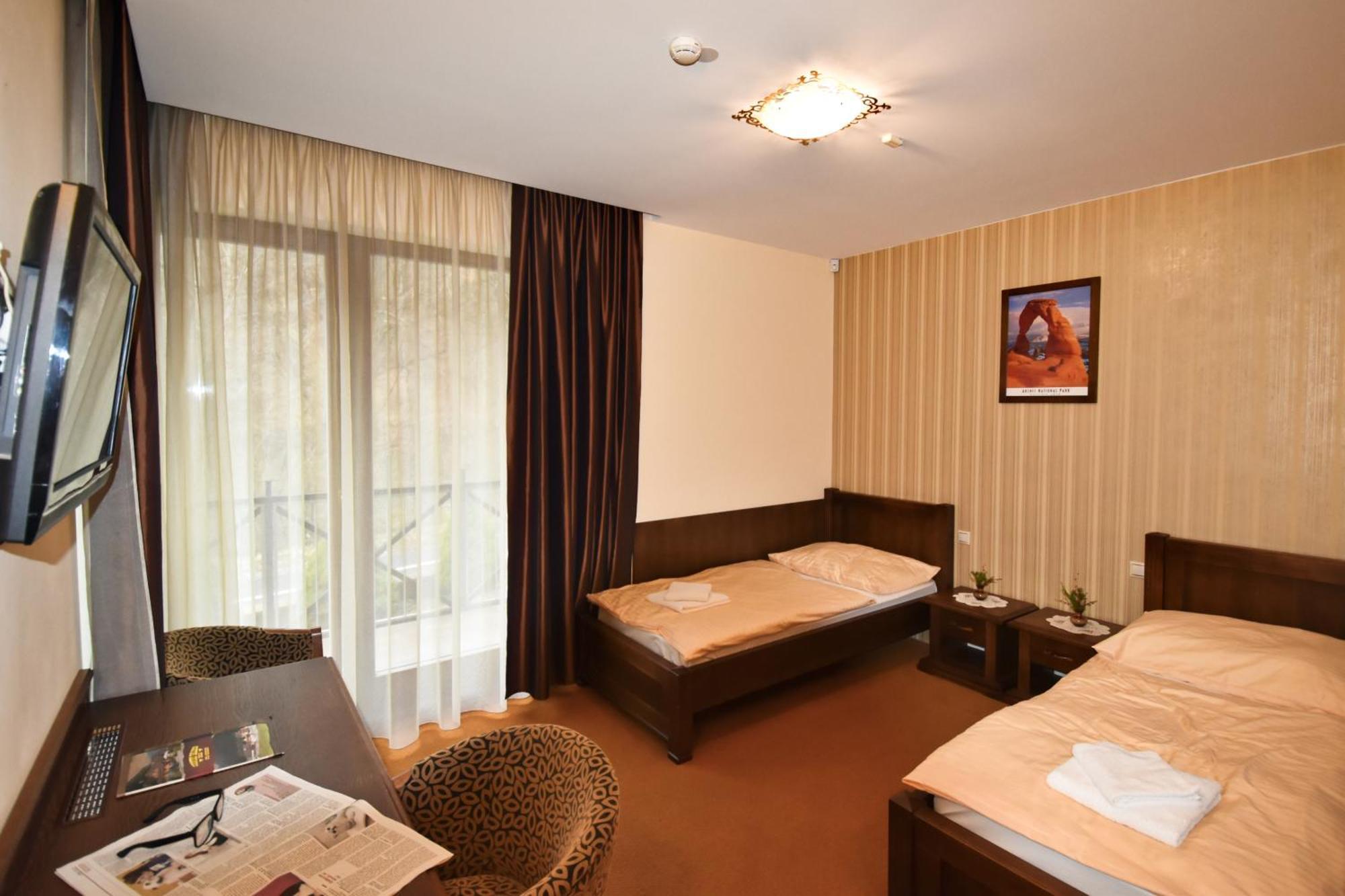 Country Saloon Bela Hotel Kamer foto